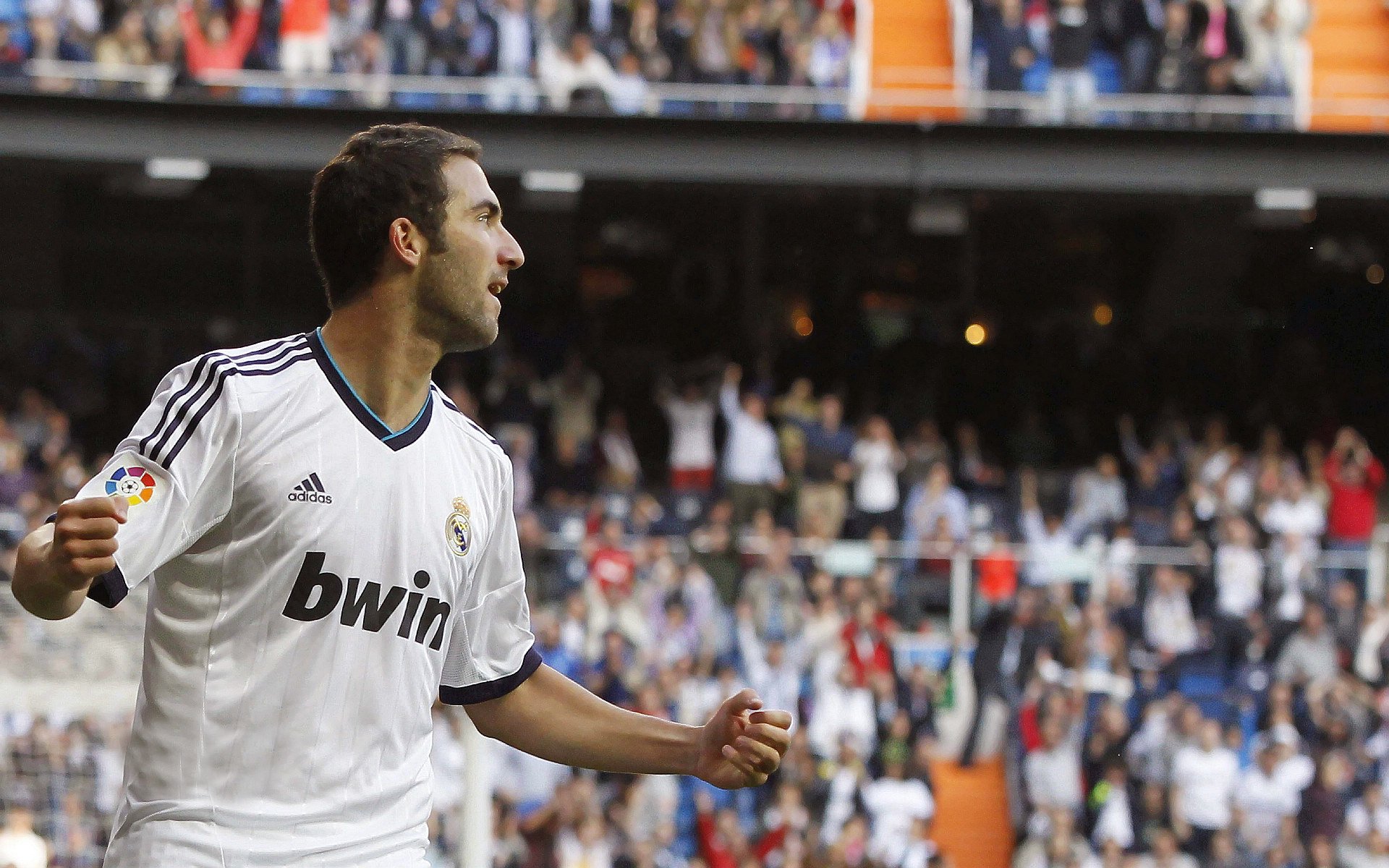 赛季最后冲刺：各队的关键战役分析，赛季的最后一天